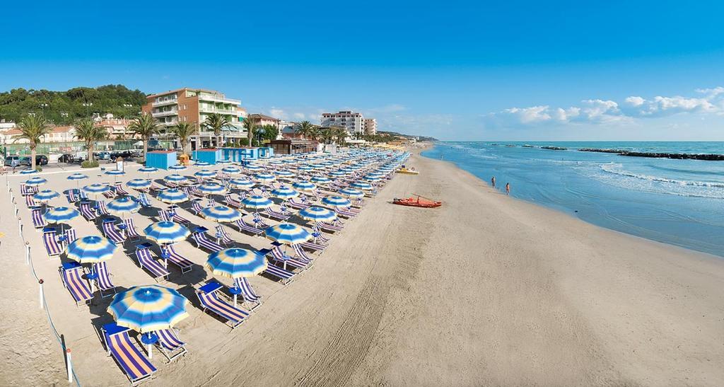 Hotel Europa 滨海库普拉 外观 照片